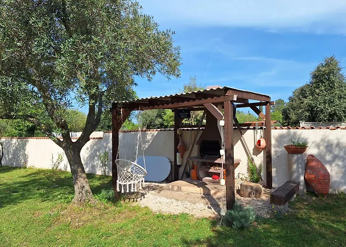 Διαμέρισμα Olive Garden 2 *