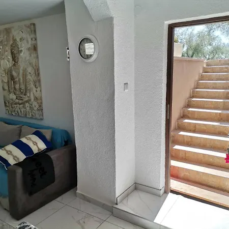 Olive Garden 2 * Peroj